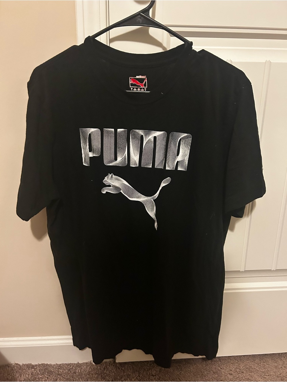 Puma Black Tee with Silver Logo Graphic(Men’s Large)